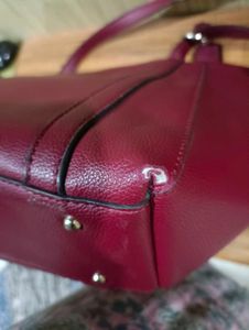 Guess Naya Women Burgundy Tote Bag