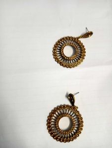 Hangings With Golden Stones