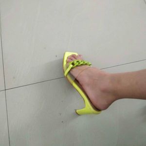 Transparent Chain Style