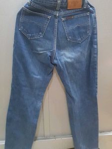 Vintage High-Waisted Jeans