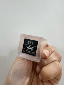 NEW! Europe Girl Natural Radiant Foundation - L1