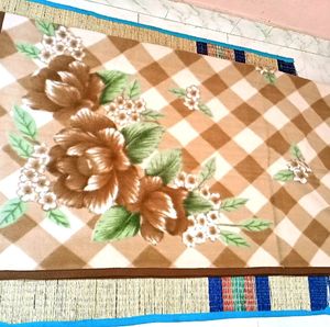 Beautiful Floral Design Wid Checked Brown Blanket