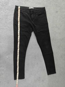 Black Skinny Jeans