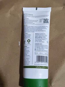 Plum Green Tea Face Wash