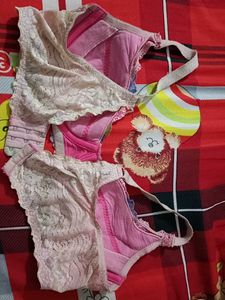 Floral Embroidered Bra 40 c and d cup