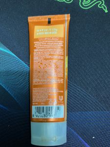 POND&#39;S  Beauty Vit C+E+A Gel Face Wash