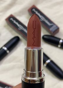 MAC MAXIMAL LIPSTICK