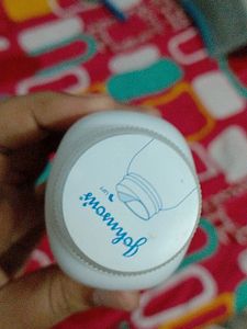 Johnson&#39;s Baby Powder