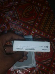 I PHONE Bettry Pek