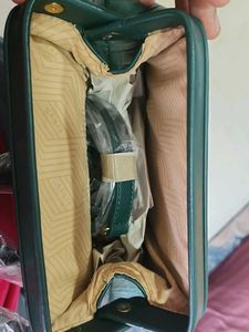Stylish Green Handbag