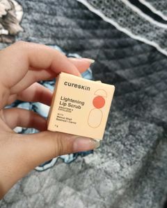 Cureskin Lightning Lip Scrub