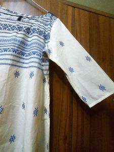 Moda Rapido White Kurti