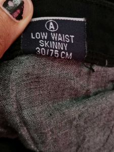 Women&#39;s Low Waist Skinny Jeans