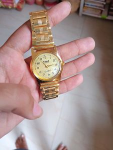 Vintage HMT Quartz Gold-Tone Watch
