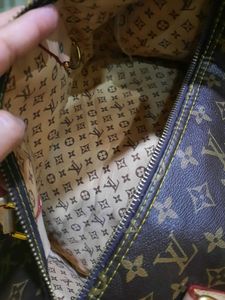 Louis Vuitton Speedy Bag