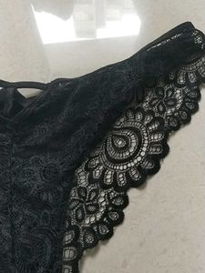 XL Black Lace Trim 🩲 (flame)