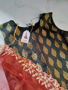 Elegant Ethnic Kurta Set