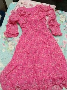 Beautiful Pink Floral Dress New.