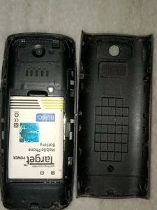 5 mobile all phone are used