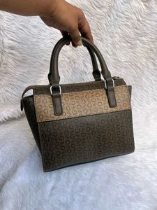 Guess Monogram Sling bag