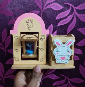 Wooden Pen/Pencil Stand