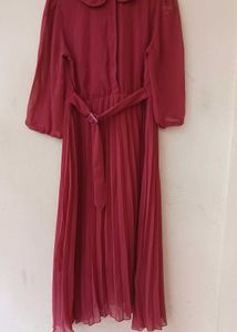 Elegant Maroon Midi Dress