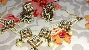 Elegant Jewelry Set Hand Made