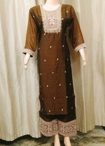 Embroidered Kurta Set