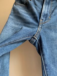 Ankle length jeans