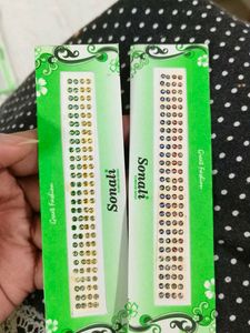 Pack Of 20 Bindi stickers
