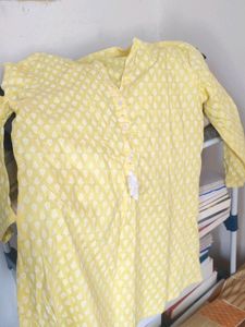 Siyahi Tunic Top.  100% Rayon Fabric. Not Used.
