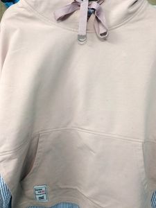 Cute Sweatshirt With Cap🤍