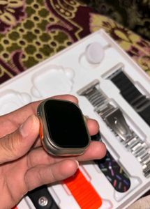 Smartwatch, Earphone Bundle