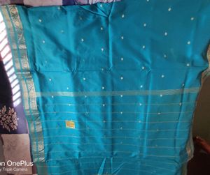 We Are Selling A Beautiful Banarsi Saree.