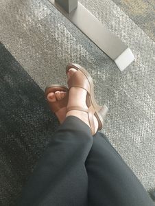 Bata Women&#39;s Tan Heels
