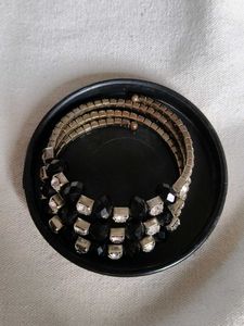 Black &amp; Rhinestone Beaded Bracelet