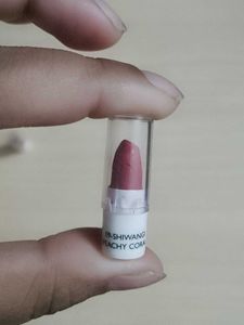 SHAMPOO+ PERFUME+2 LIPSTICK