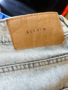 Ripped Light Wash Mom Jeans