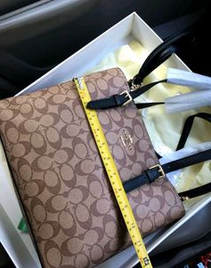 COACH NEW TOTE BAG WD INVOICE BILL N DUST COVER