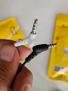 Robotek HF-801 Earphones