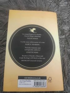 Fourth Wing by Rebecca Yarros