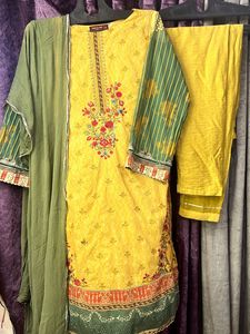 Pakistani Drss