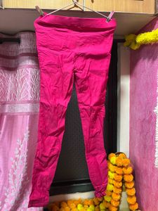 Beautiful Fluorescent Pink Jegging for active wear