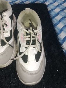 Sneaker For Women