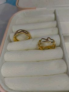 Elegant Gold Ring Set