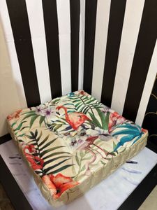 HomeCentre Cushion