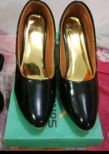 New Black Heels