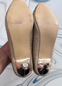 women sandle 37 no