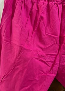 Pink Straight gathering pants