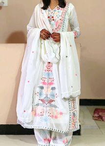 Elegant Embroidered Salwar Kameez